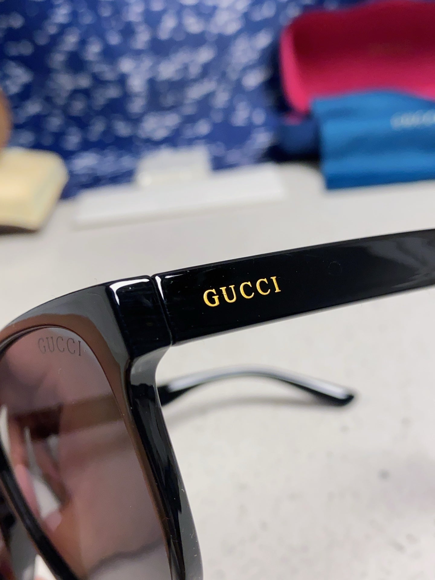 GUCCI 26S SQUARE FRAME IN ACETATE 424600