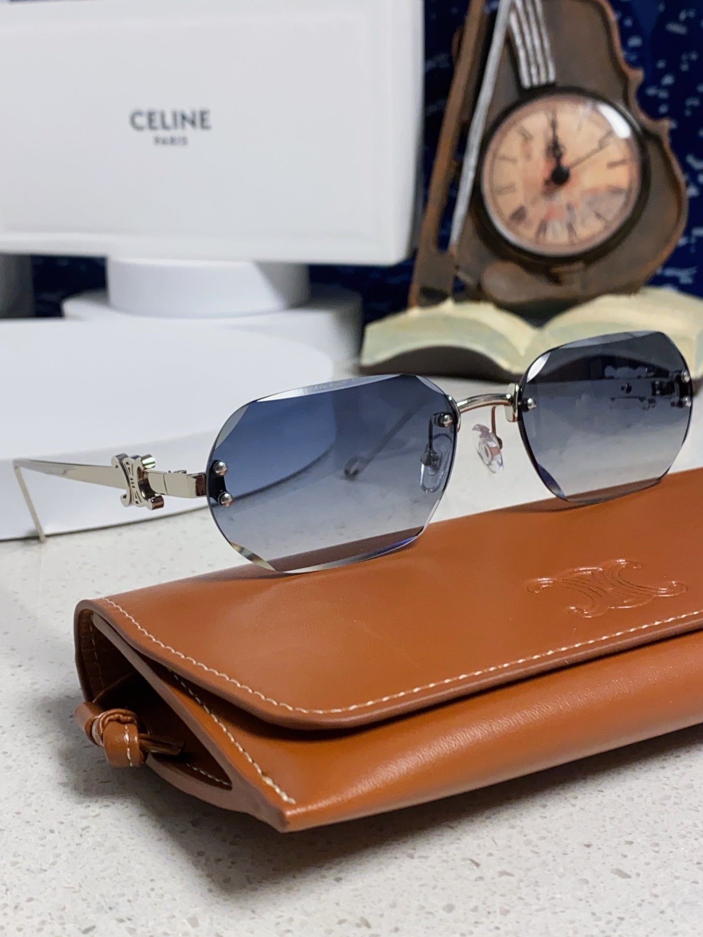 CELINE 26S SHIELD FRAME IN METAL 426362