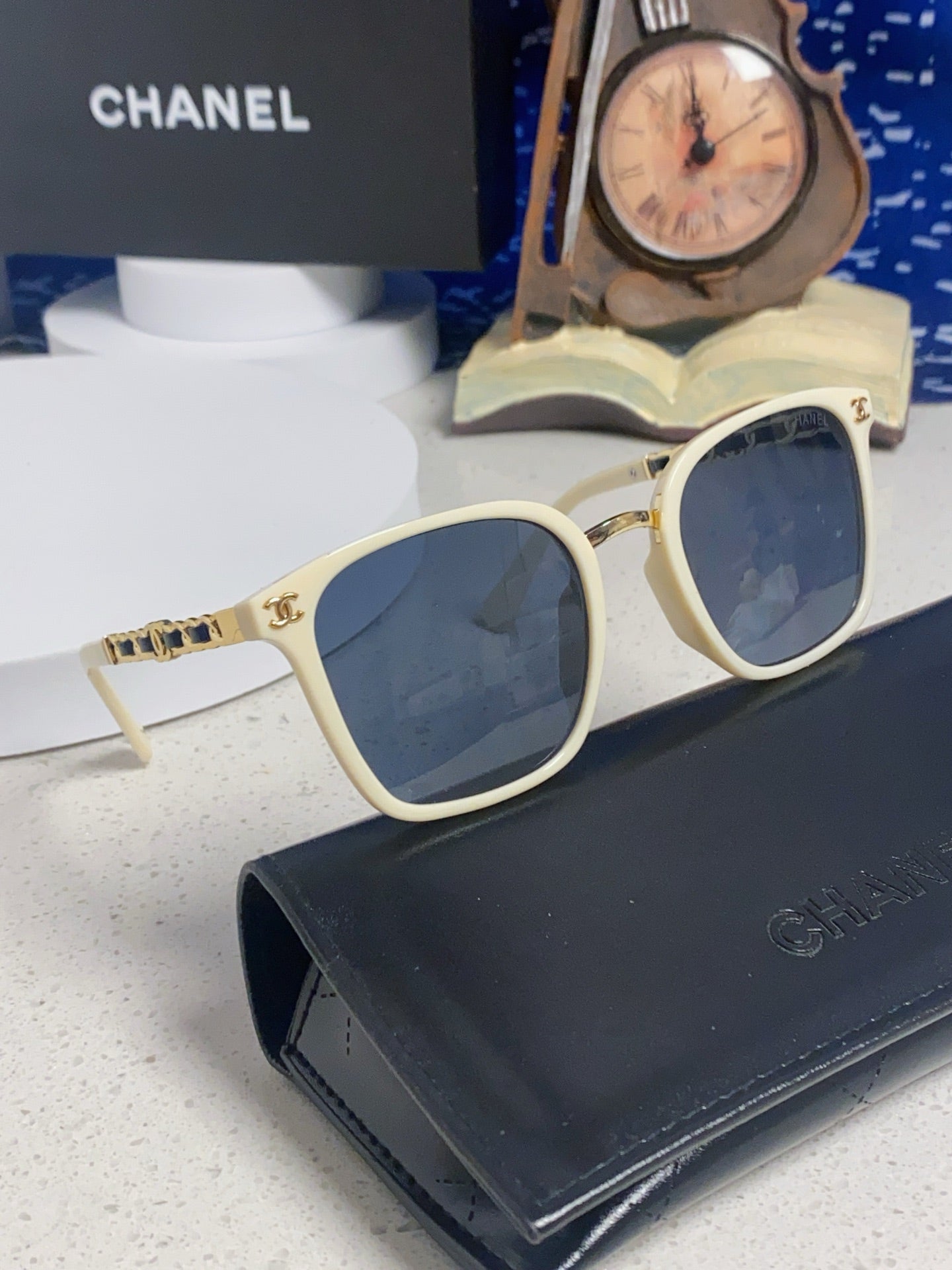 CHANEL 26S SQUARE FRAMES IN ACETATE 399945