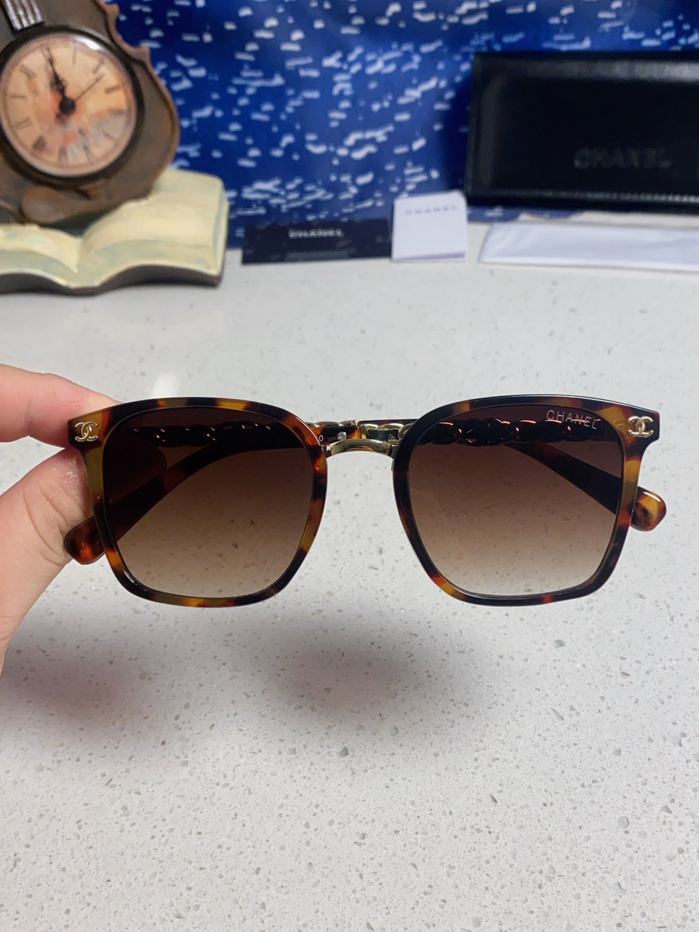 CHANEL 26S SQUARE FRAMES IN ACETATE 399946