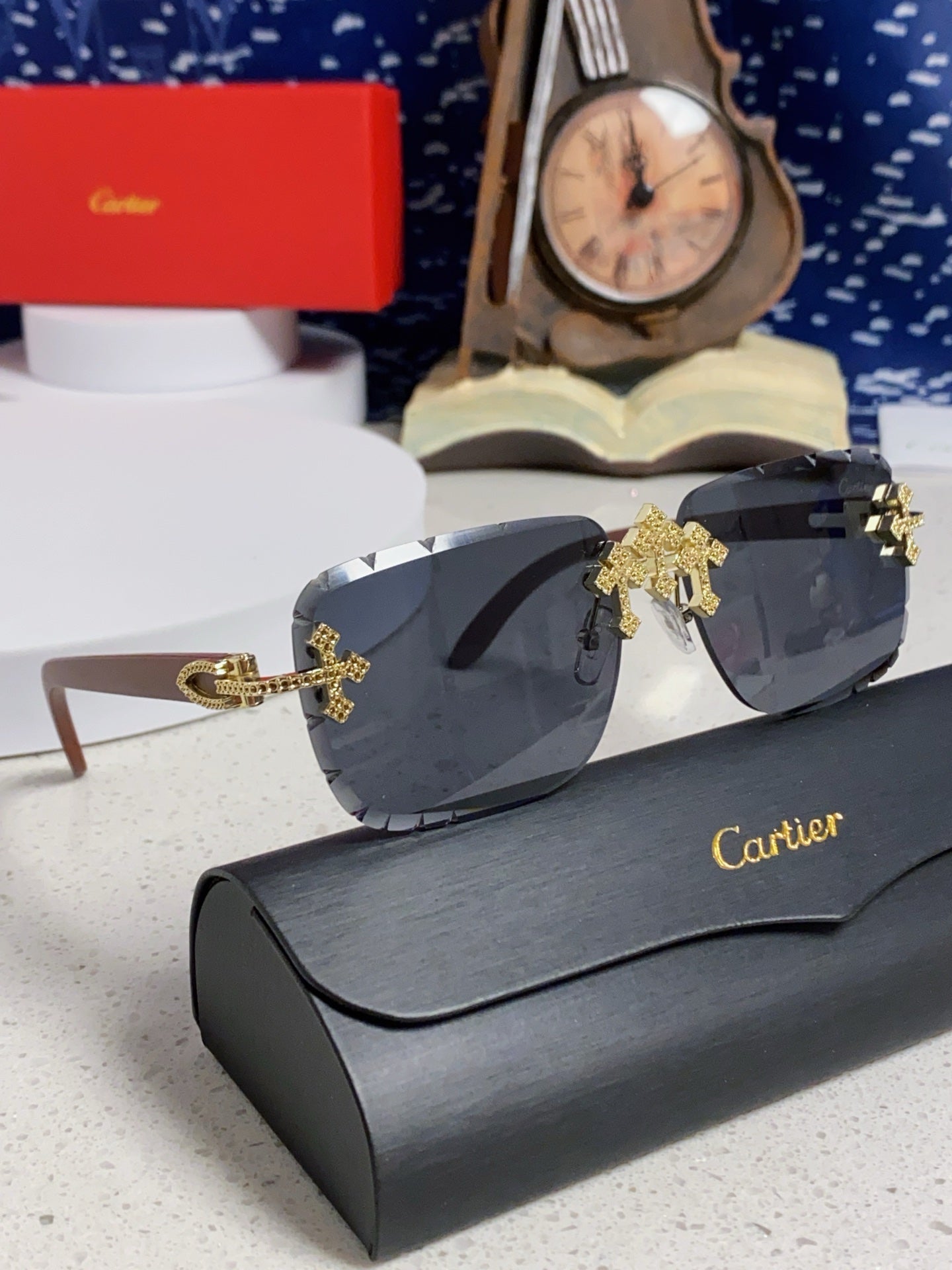 CARTIER 26S RIMLESS RECTANGULAR FRAME IN METAL 436010