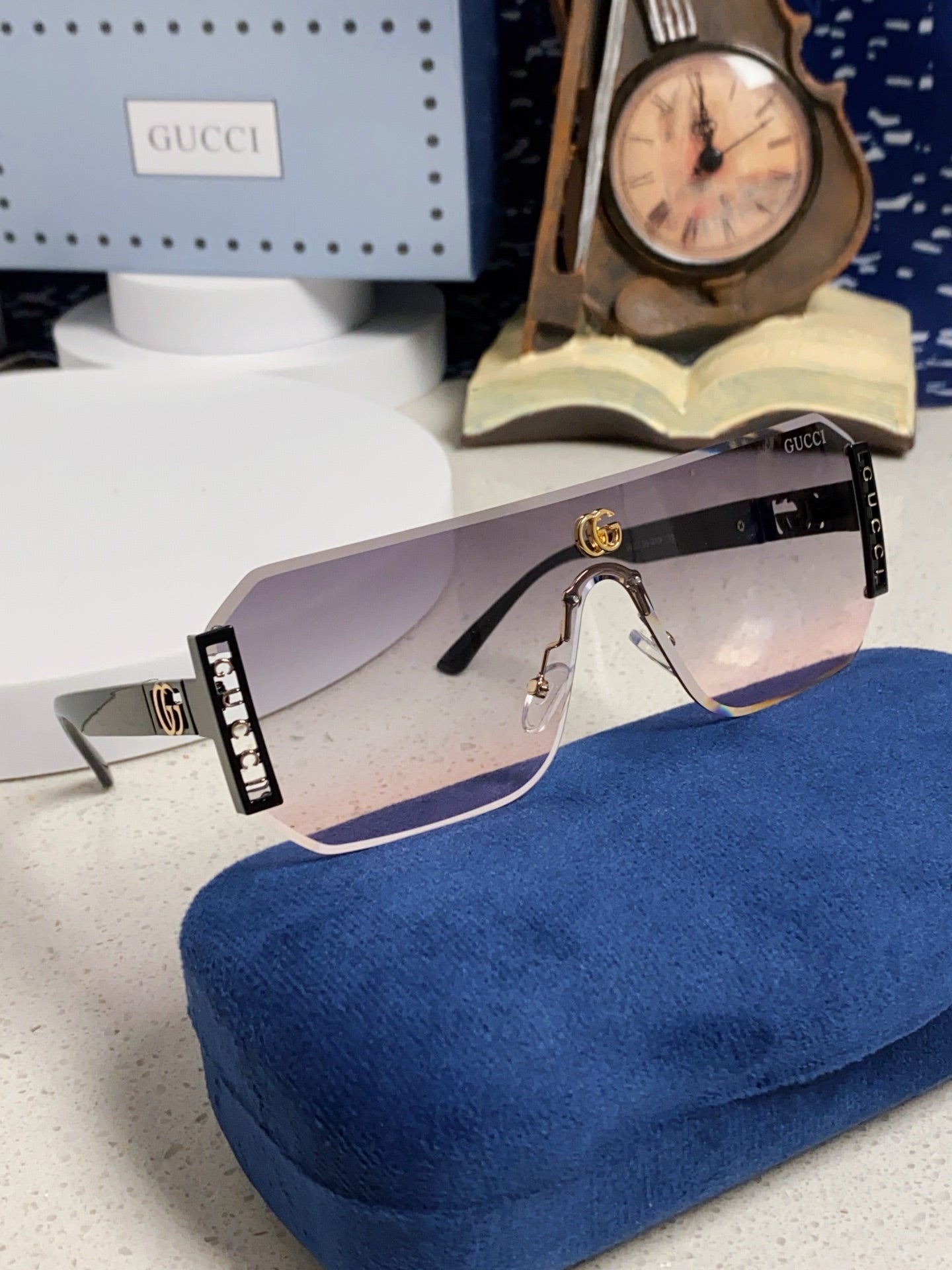 GUCCI 26S OVERSIZED SOLID FRAME IN ACETATE 420471