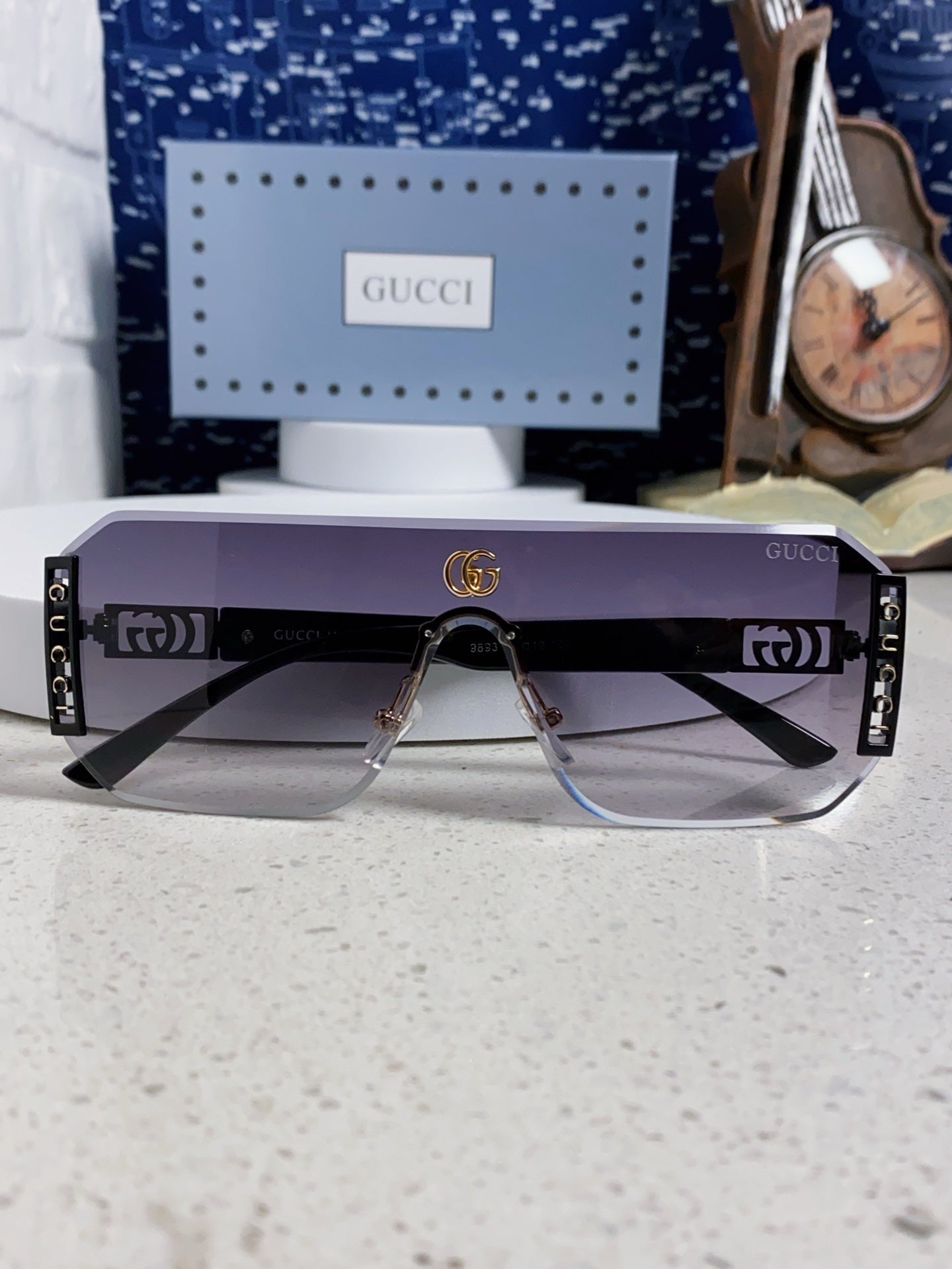 GUCCI 26S OVERSIZED SOLID FRAME IN ACETATE 420474