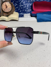 GUCCI 26S SQUARE FRAME IN METAL 420477