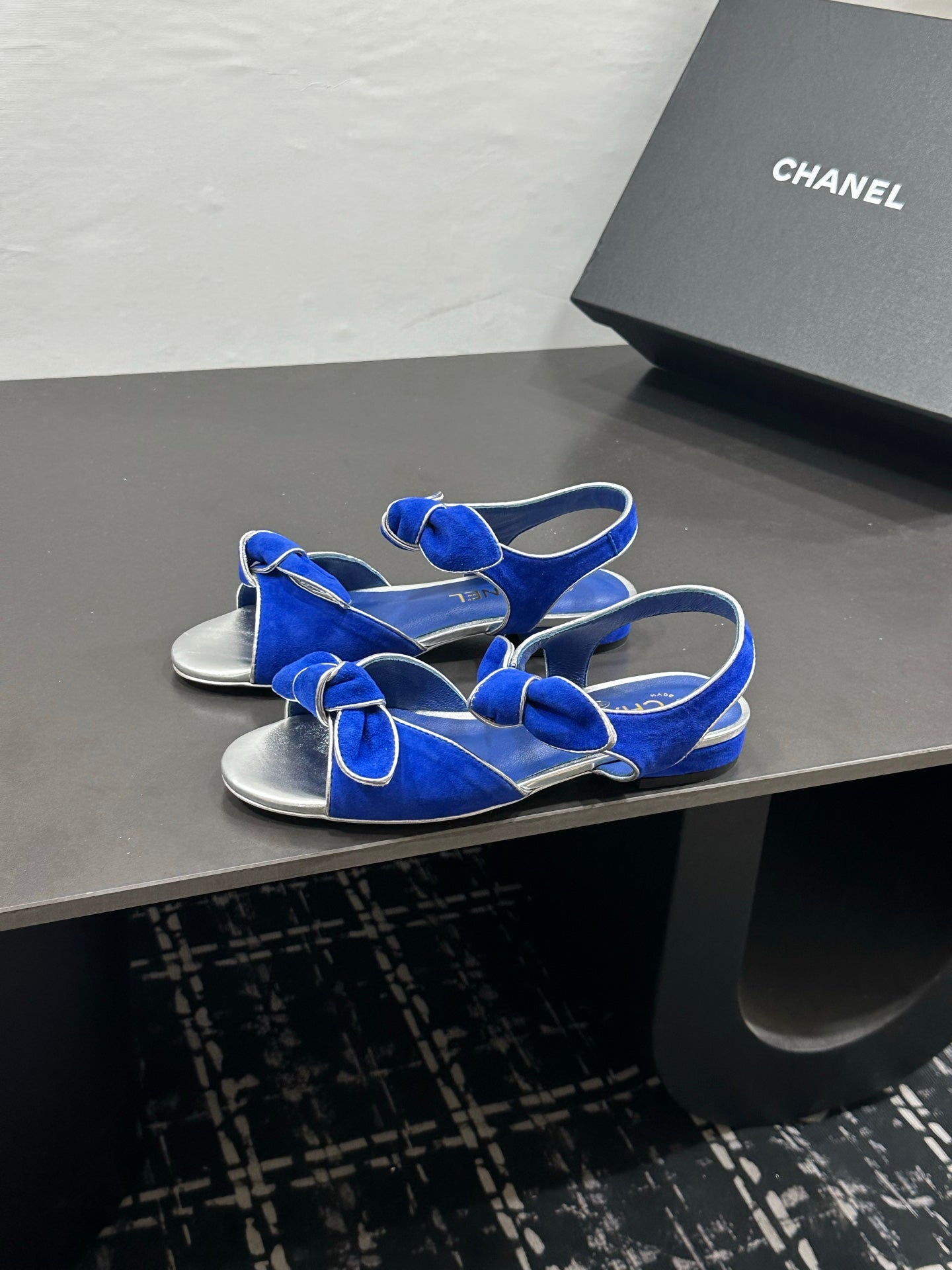 CHANEL 26S BOW SANDALS IN BLUE AND SILVER SUEDE