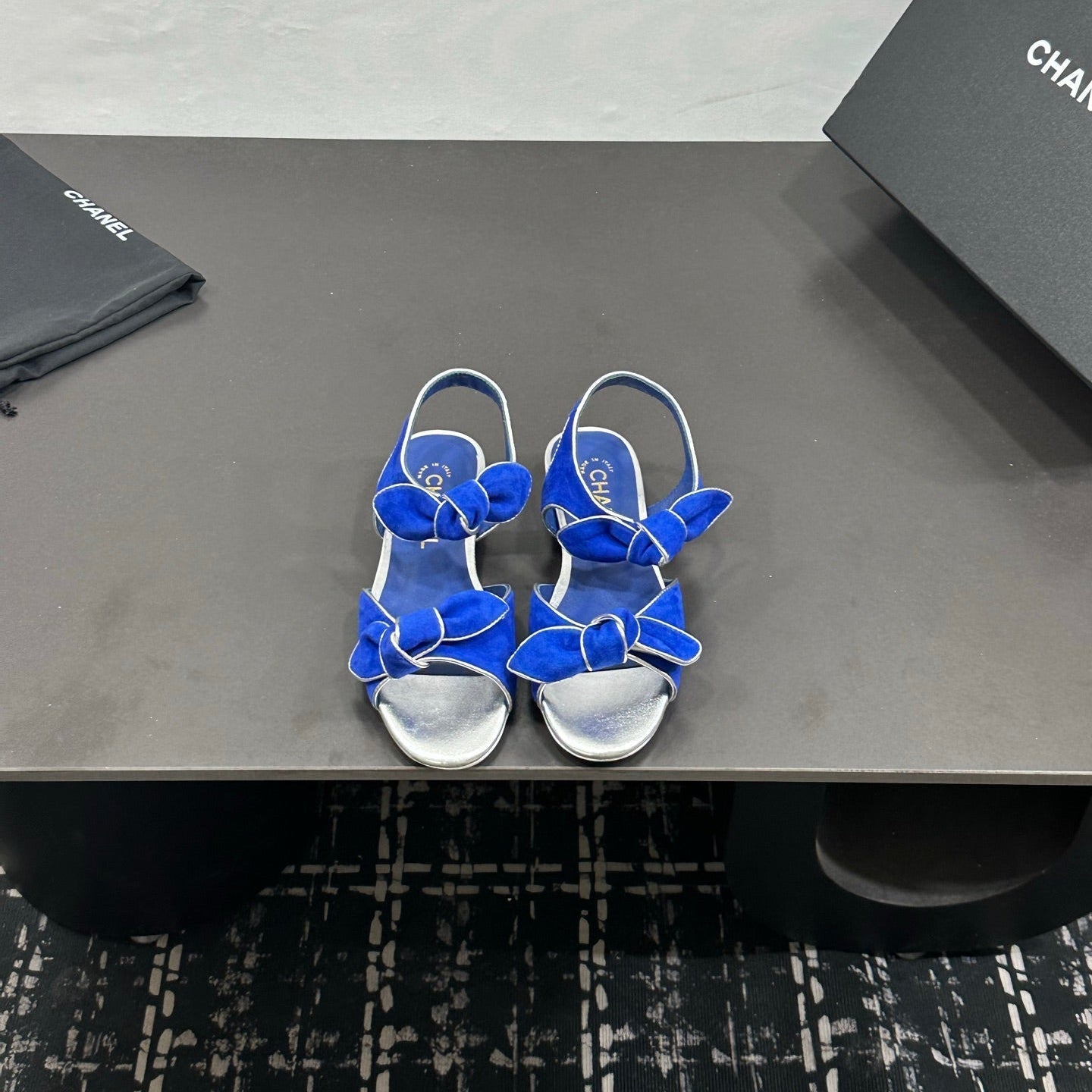 CHANEL 26S BOW SANDALS IN BLUE AND SILVER SUEDE