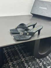 CHANEL 26S HIGH-HEEL THONG SANDALS IN BLACK SUEDE WITH FLOWER DETAIL