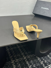 CHANEL 26S HIGH-HEEL THONG SANDALS IN LIGHT YELLOW LAMBSKIN WITH FLOWER DETAIL