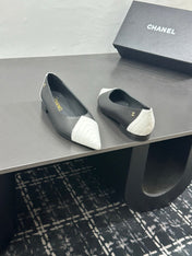 CHANEL 26S FLAT SHOES IN BLACK MIX WHITE LAMBSKIN