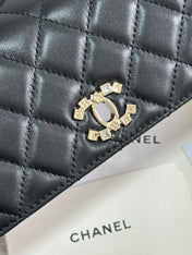 FLAP BAG 18 WITH HANDLE IN BLACK CALFSKIN GOLD HARDWARE