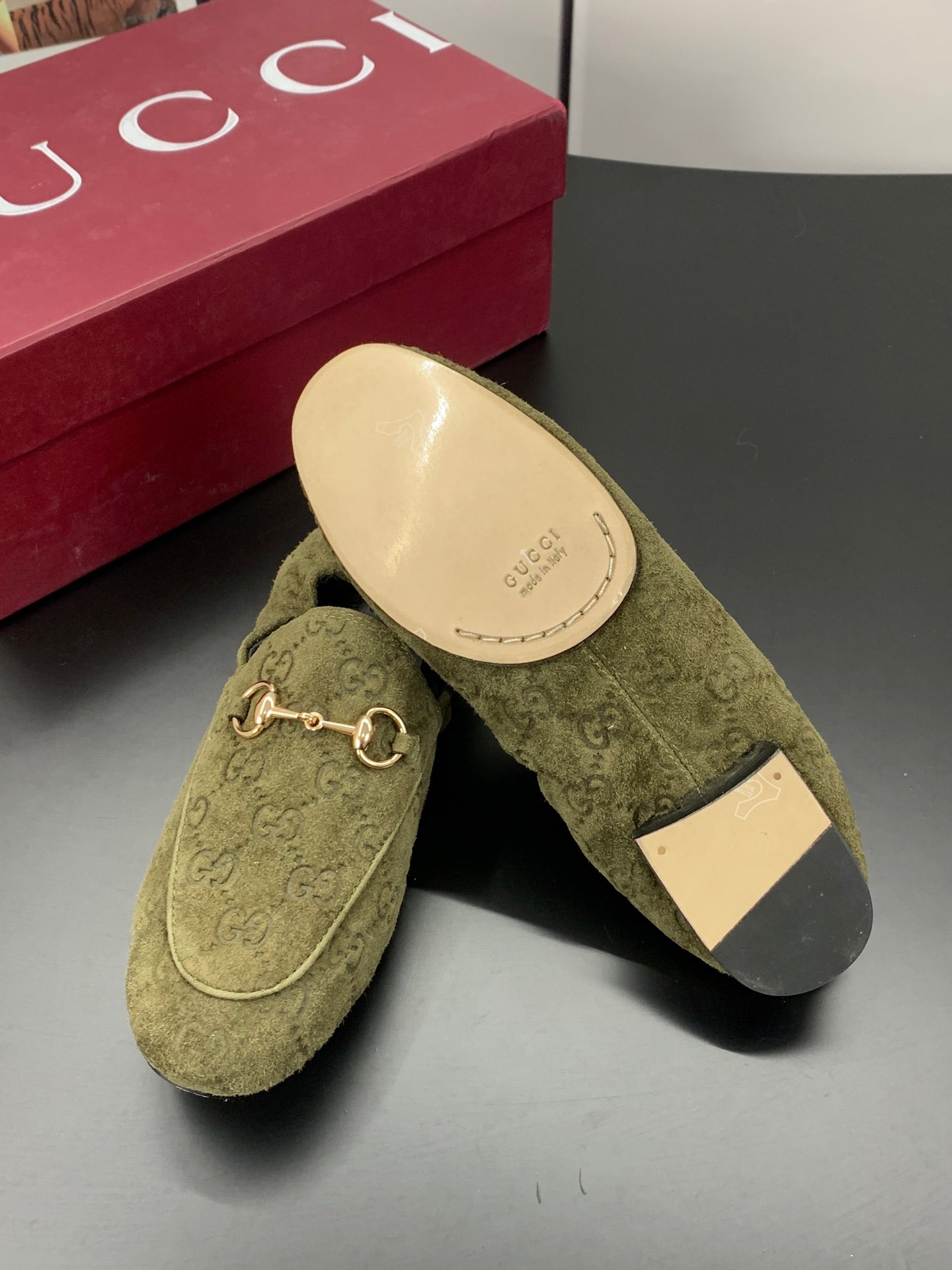 GUCCI 26S LOAFERS IN MOSS GREEN SUEDE WITH GOLD HARDWARE