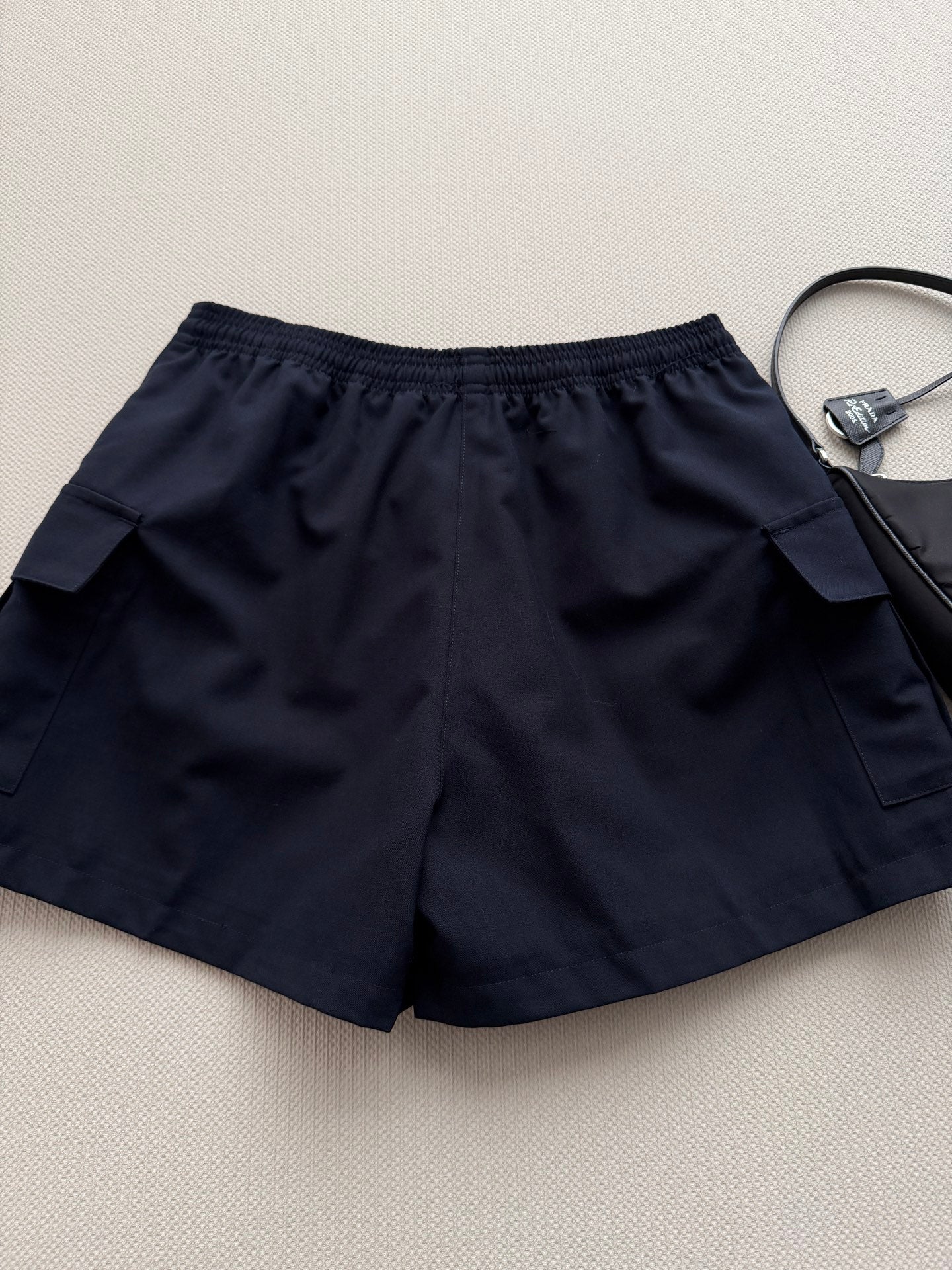 PRADA 26S CARGO SHORTS STYLE 940