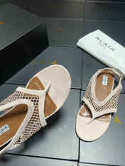 ALAIA 26S FLAT MESH THONG SANDALS IN BEIGE SUEDE