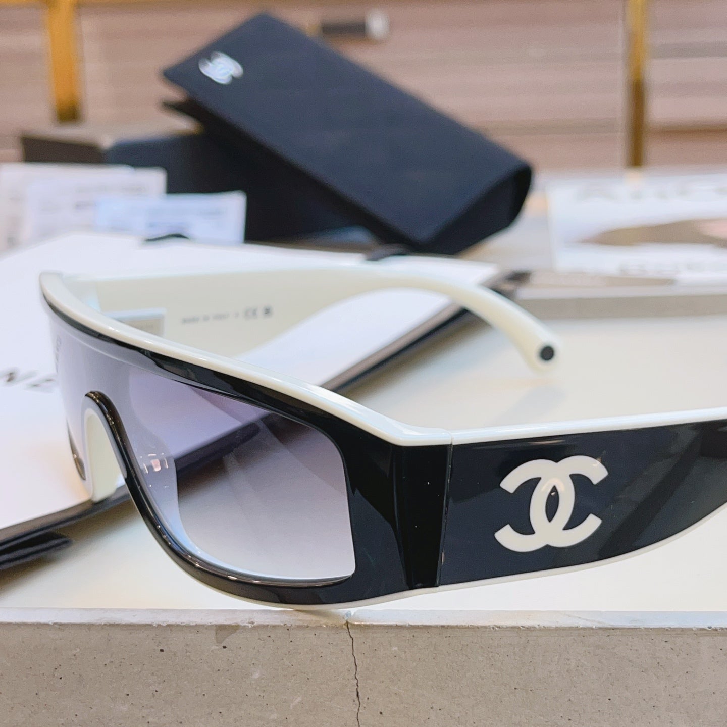 CHANEL 26S SHIELD FRAMES IN ACETATE 415243
