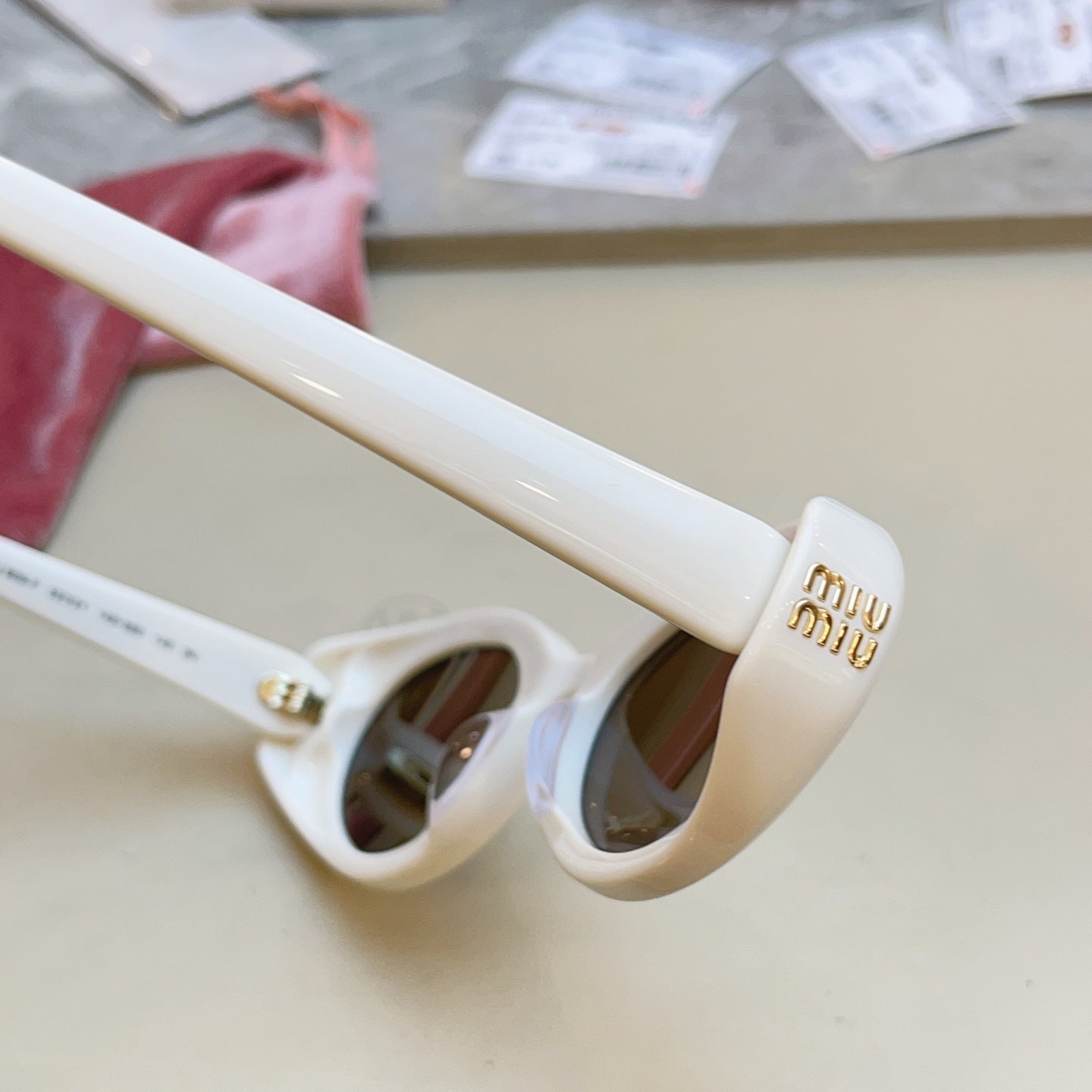 MIUMIU 26S OVAL FRAME IN ACETATE 415249