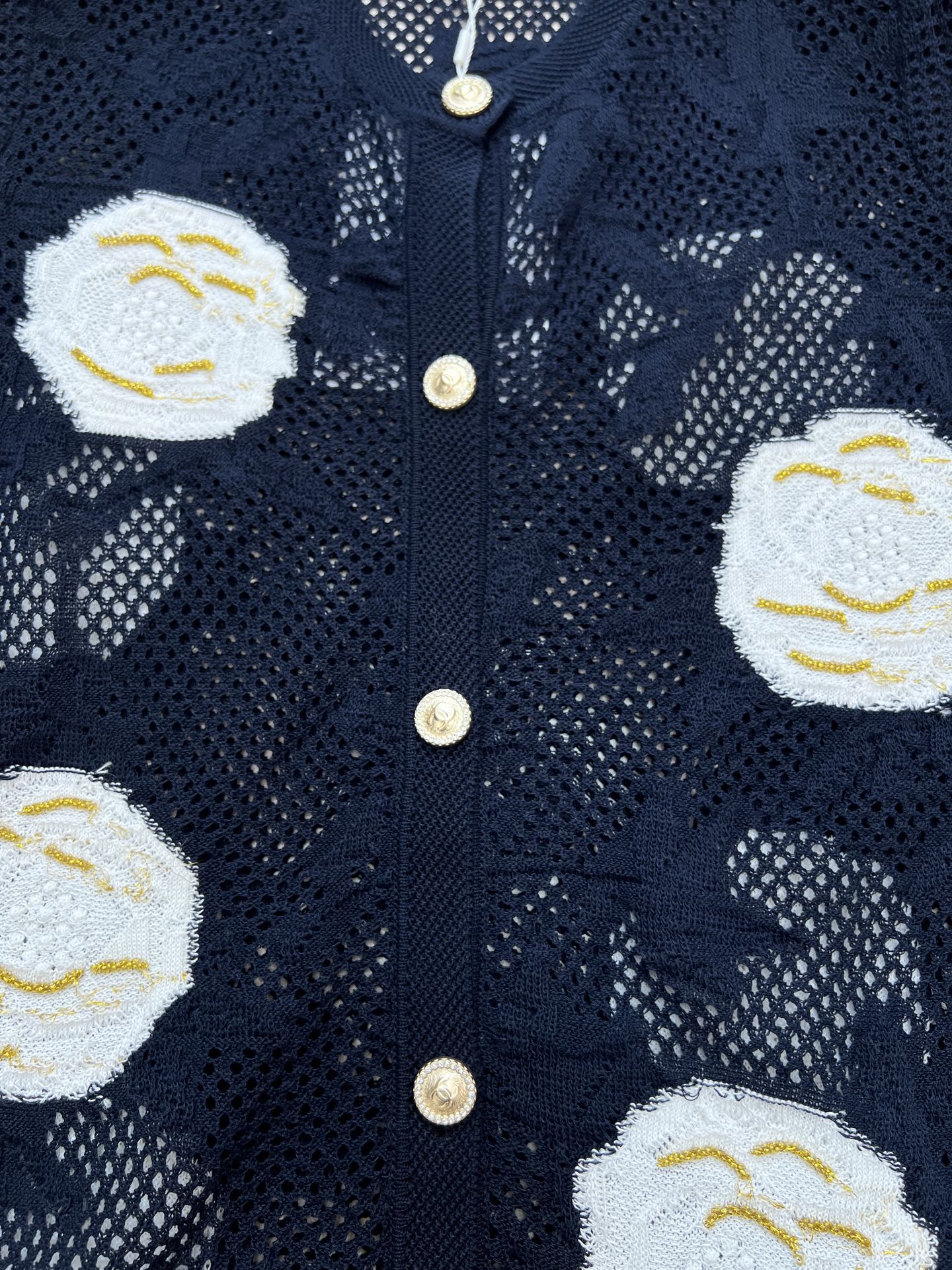 CHANEL 26S BUTTON-UP SHORT-SLEEVE KNIT TOP STYLE 1158