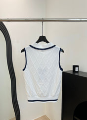 CHANEL 26S SLEEVELESS POLO KNIT TOP STYLE 1151