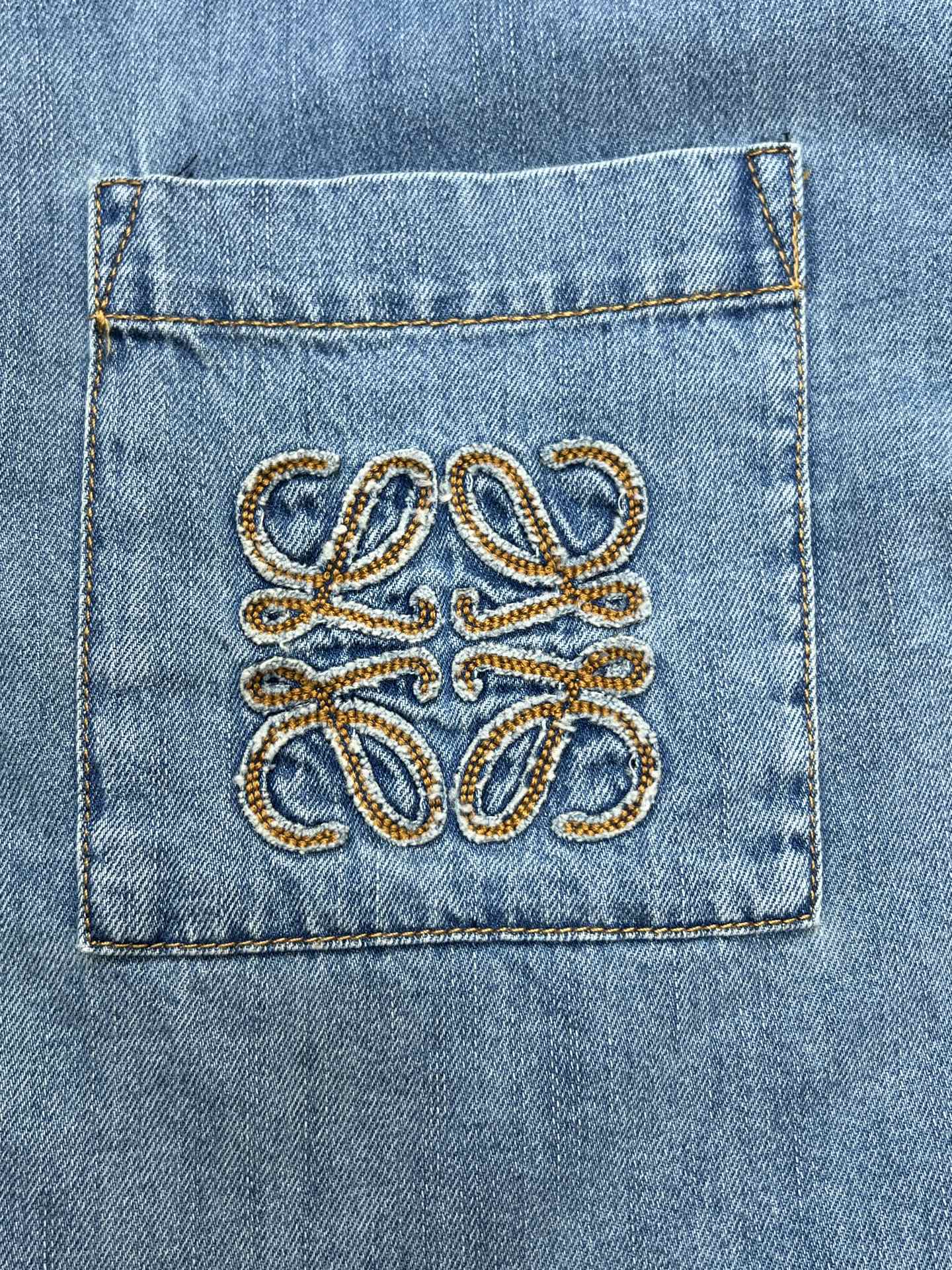 LOEWE 26S SHORT-SLEEVE DENIM SHIRT 562