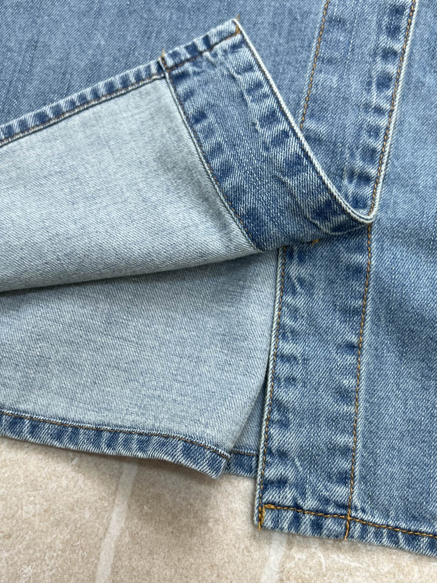 LOEWE 26S SHORT-SLEEVE DENIM SHIRT 562