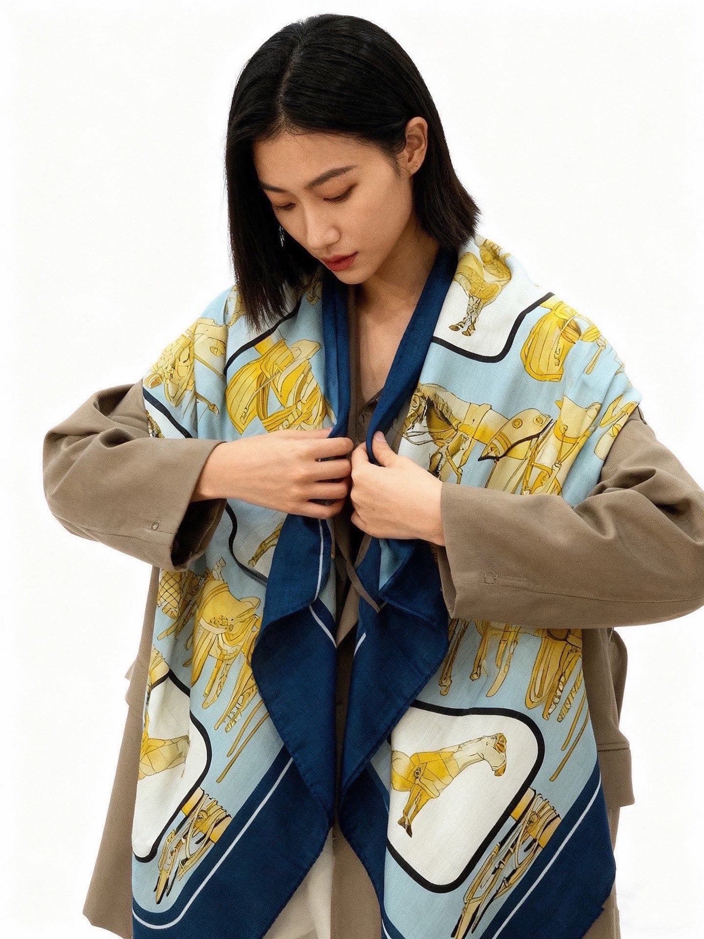 GUCCI 26S SCARF 135 IN CASHMERE AND SILK 314998