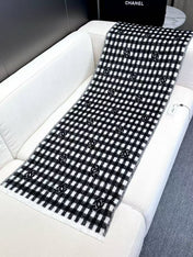 CHANEL 25S SCARF 190 IN CASHMERE 880365