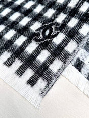 CHANEL 25S SCARF 190 IN CASHMERE 880365