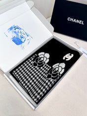 CHANEL 26S SCARF 180 IN CASHMERE 311827