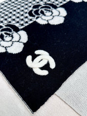 CHANEL 26S SCARF 180 IN CASHMERE 311827