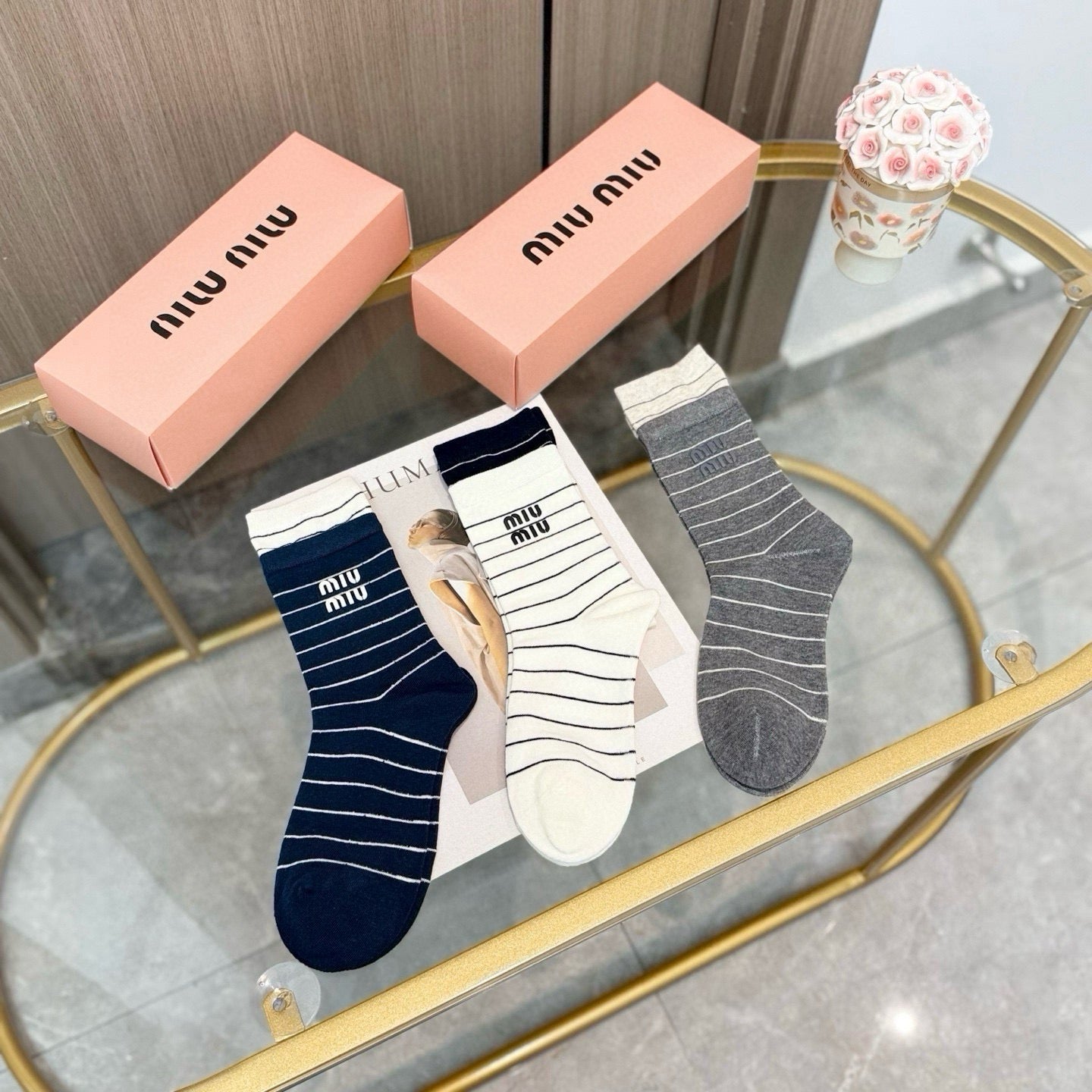 MIUMIU 26S CREW SOCKS 412421 (1 BOX)