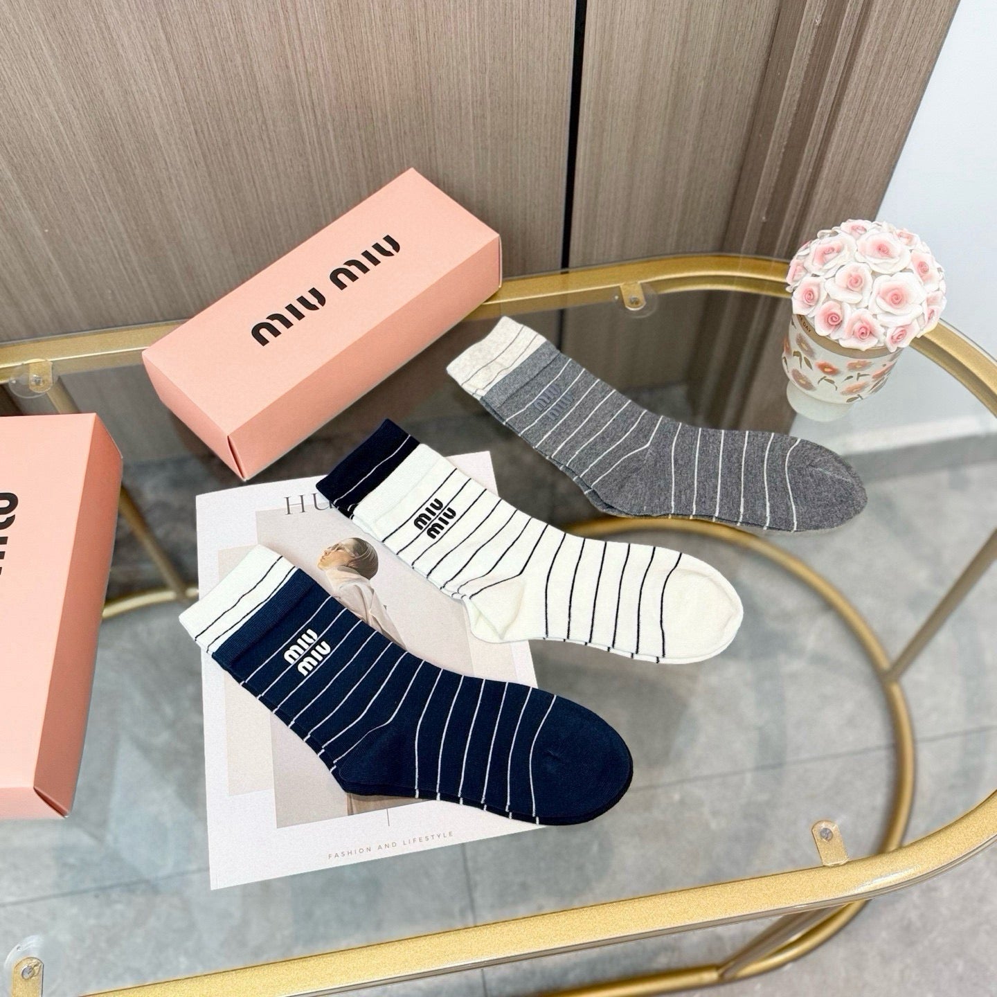 MIUMIU 26S CREW SOCKS 412421 (1 BOX)