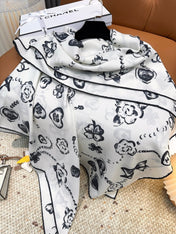 CHANEL 25S SCARF 140 CM IN CASHMERE SILK 943923