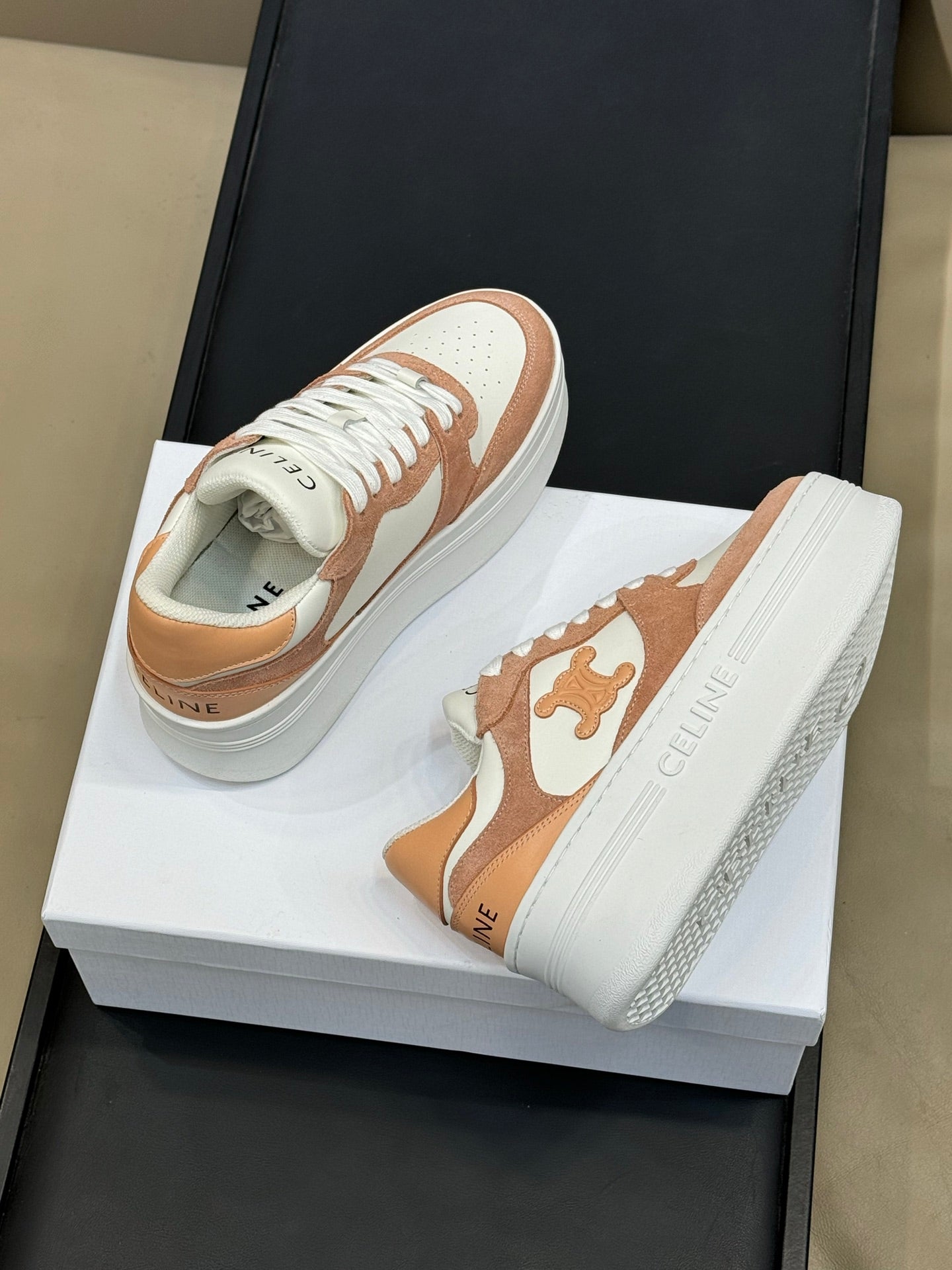 CELINE 26S WEDGE SNEAKERS IN WHITE CALFSKIN AND CARAMEL SUEDE