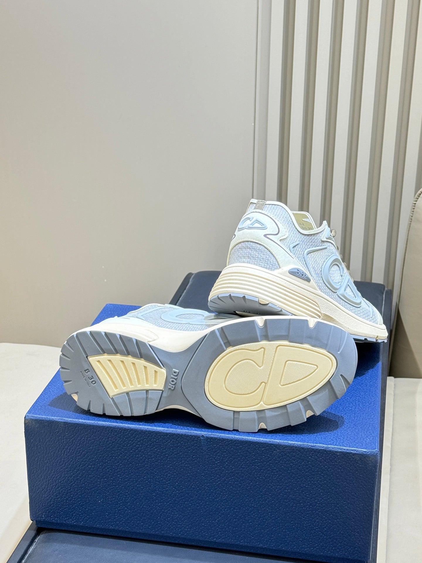 DIOR 26S B30 COUNTDOWN TECH SNEAKER IN GRAY AND LIGHT BLUE TECHNICAL FABRIC AND SUEDE