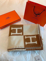 TIGRE BAYADERE BLANAVALON III THROW BLANKET IN CAMEL BROWN CASHMERE 407143