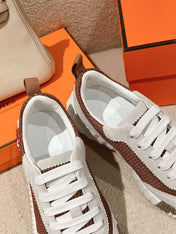 MAINLAND SNEAKER IN PALE GRAY SUEDE AND CARAMEL BROWN BREATHABLE MESH FABRIC