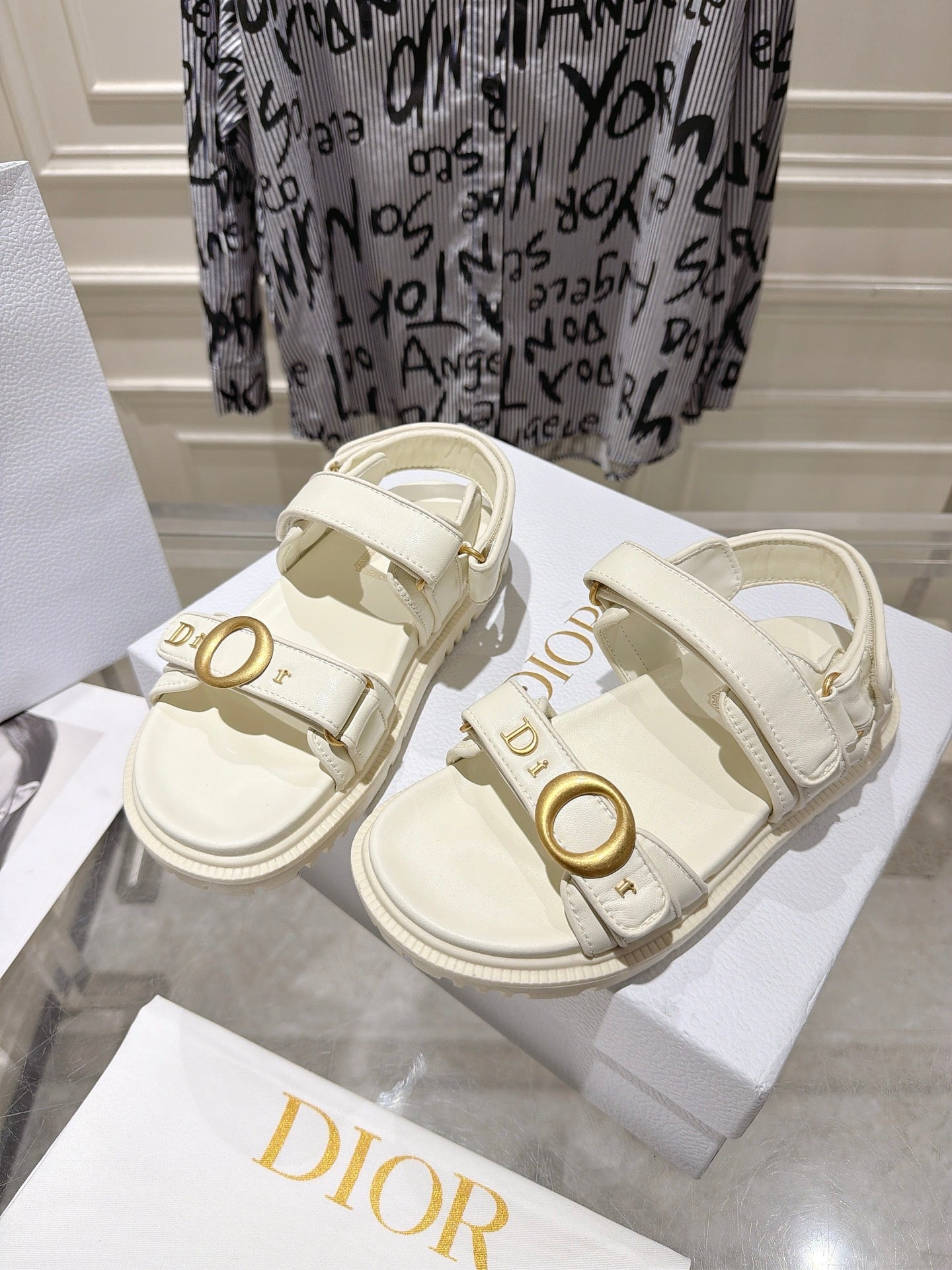 DIOR 26S VELCRO SANDALS IN OFF WHITE CALFSKIN