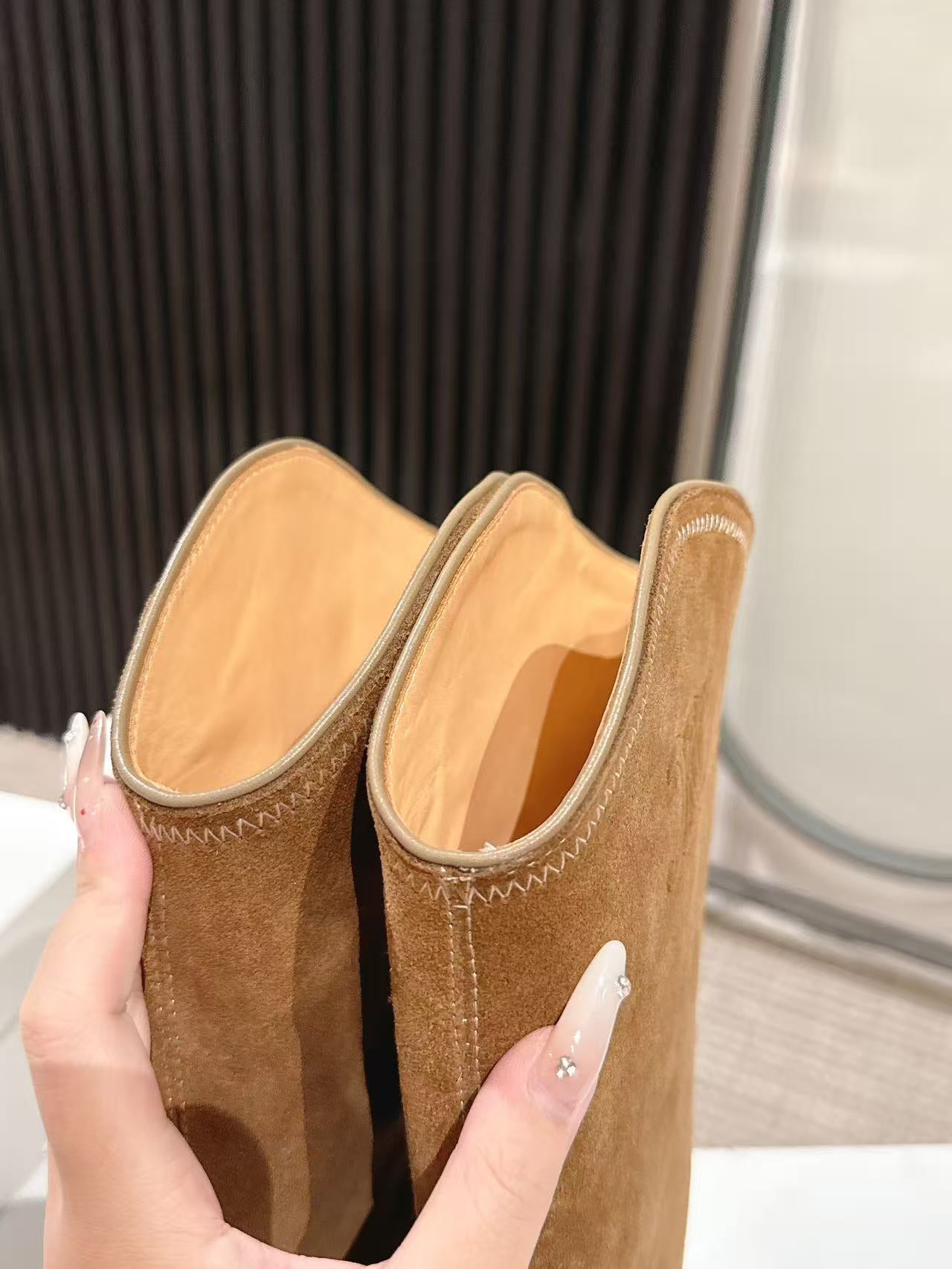 CELINE 25S HIGH BOOTS FOR FALL AND WINTER 45MM IN BROWN SUEDE