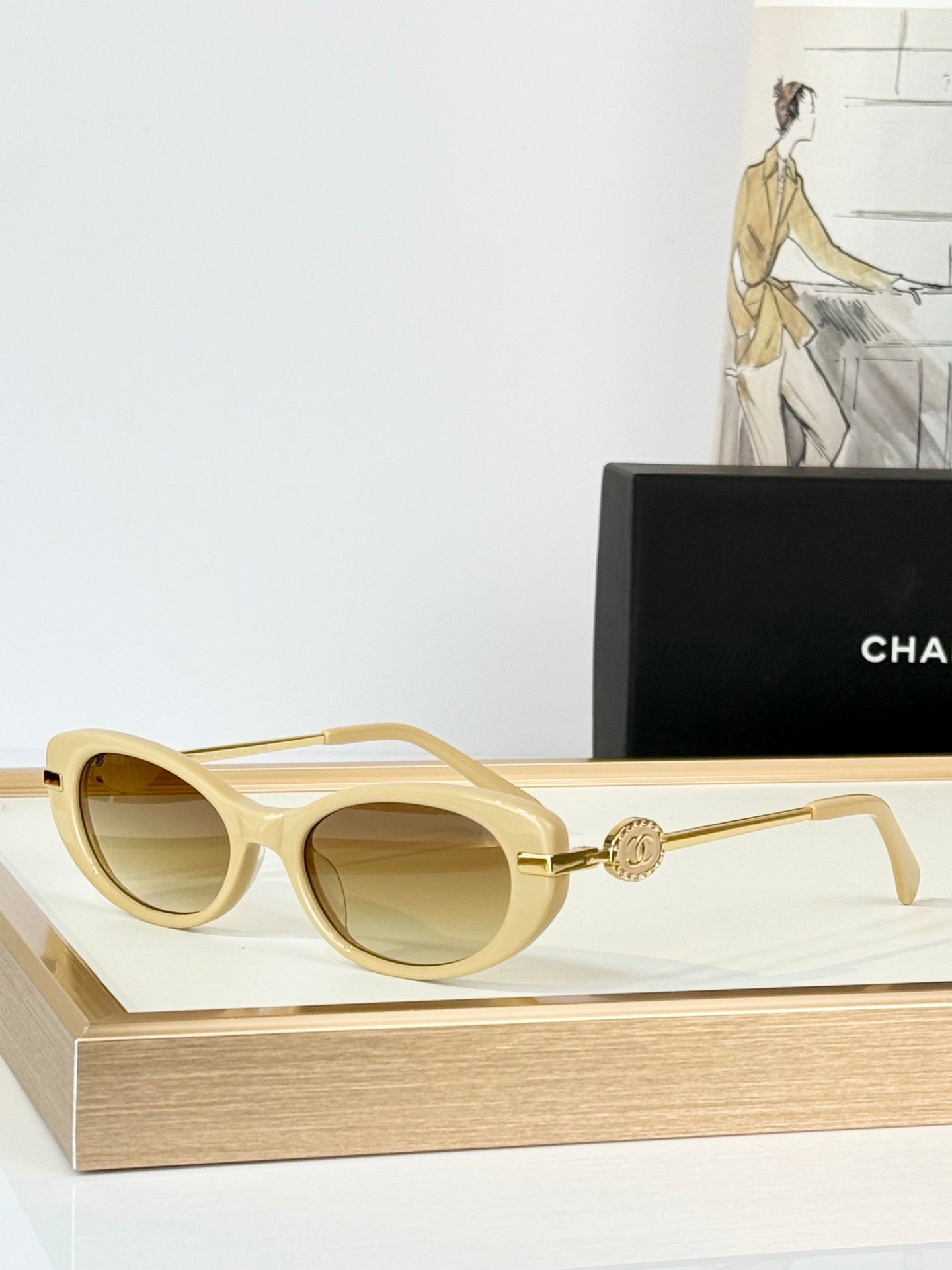 CHANEL 26S OVAL FRAME IN ACETATE 404530