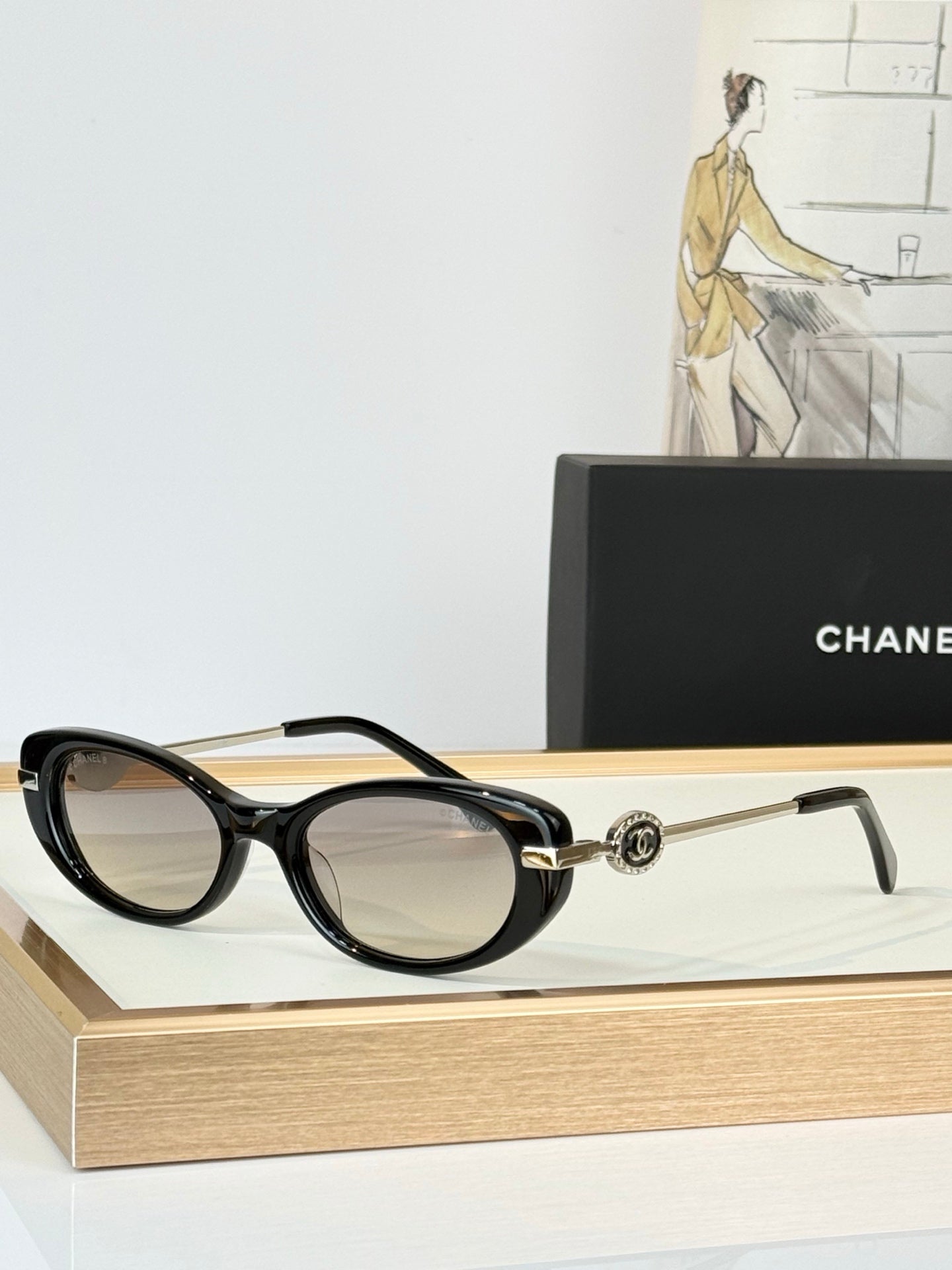 CHANEL 26S OVAL FRAME IN ACETATE 404530