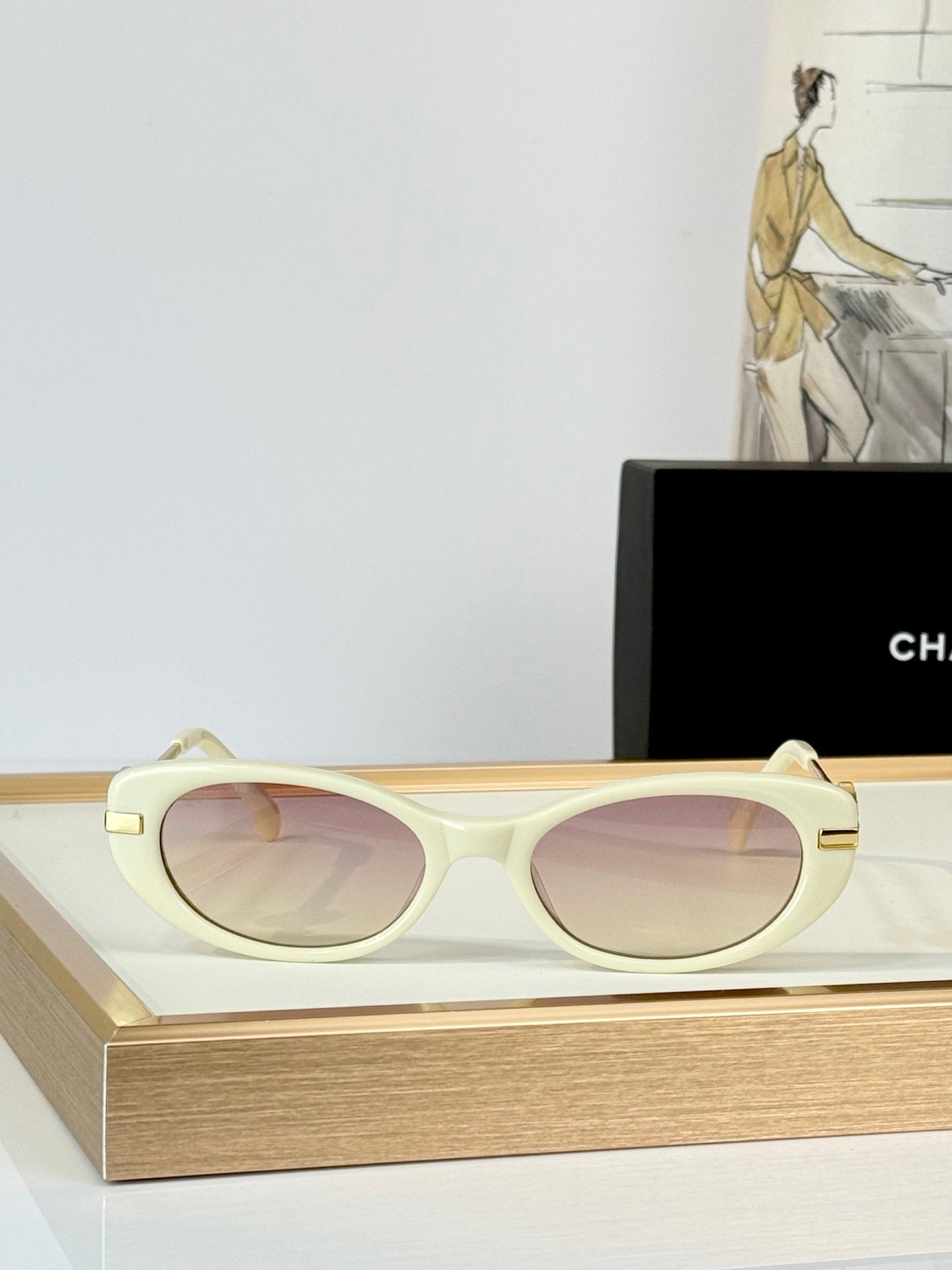 CHANEL 26S OVAL FRAME IN ACETATE 404530
