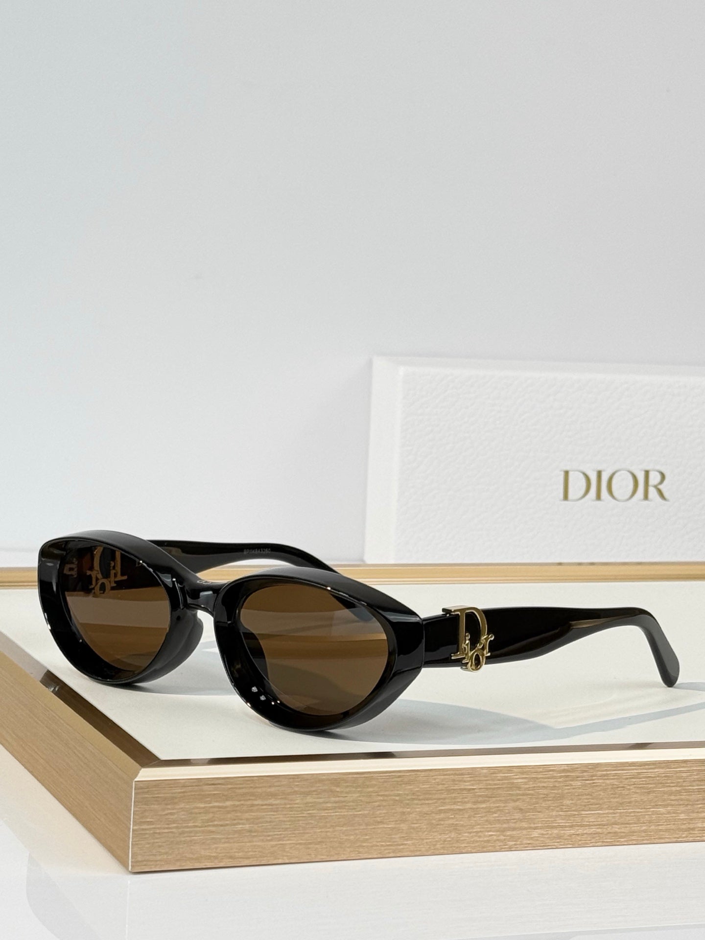 DIOR 26S OVAL FRAME IN ACETATE 417063