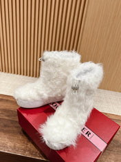 VIV' RANGERS SHEARLING ANKLE BOOT IN WHITE SHEEPSKIN