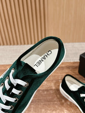 CONVERSE SNEAKER IN DARK GREEN VELVET