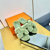 ORAN SHEARLING SANDALS JADE GREEN