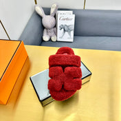CHYPRE SANDAL IN SCARLET RED SHEARLING