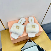 WHITE SLIPPERS LAMB FUR