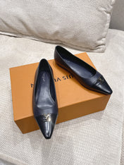 LV 26S POINTED TOE BALLET FLATS IN NAVY BLUE CALFSKIN