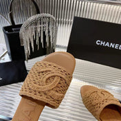 SLIPPERS CARAMEL BROWN SHEEPSKIN