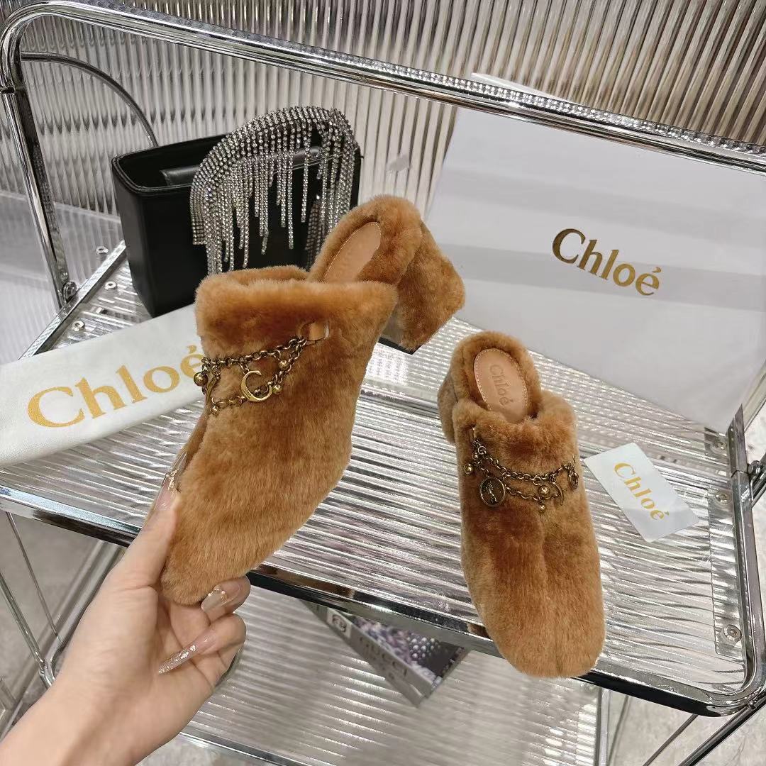 CHLOÉ 26S HIGH-HEELED MULES IN BROWN WOOL