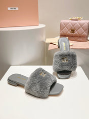 MIUMIU 26S SQUARE-TOE SANDALS IN GREY SHEARLING AND LEATHER